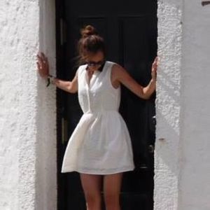 Meet your Posher, Nili